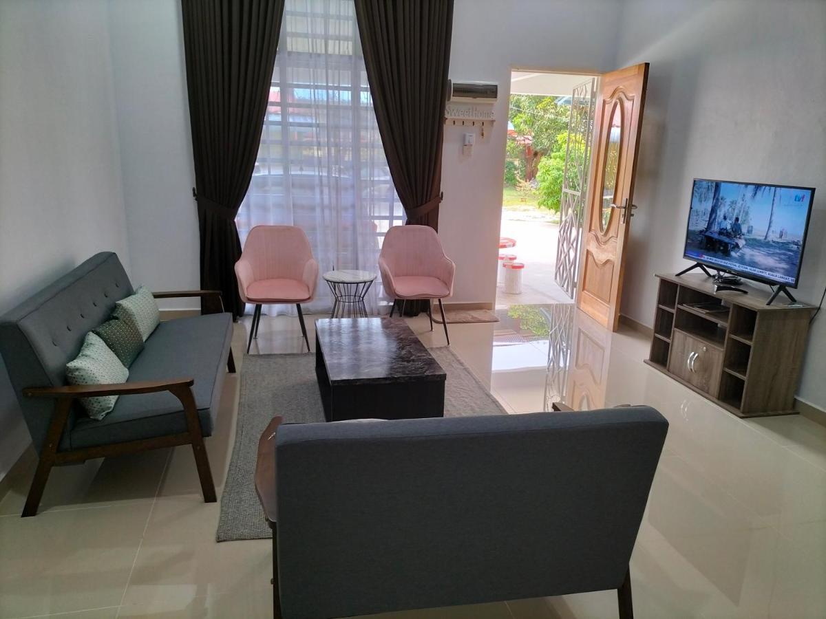 Wipah Guest House In Kampung Lundang, โกตาบารู ภายนอก รูปภาพ